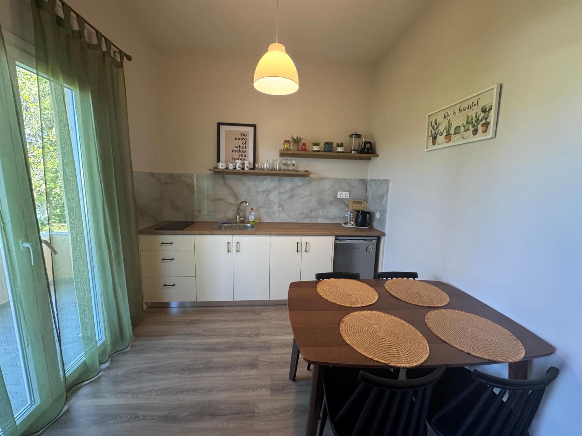 אצ'ארבי Olive Garden Studios & Apartments מראה חיצוני תמונה