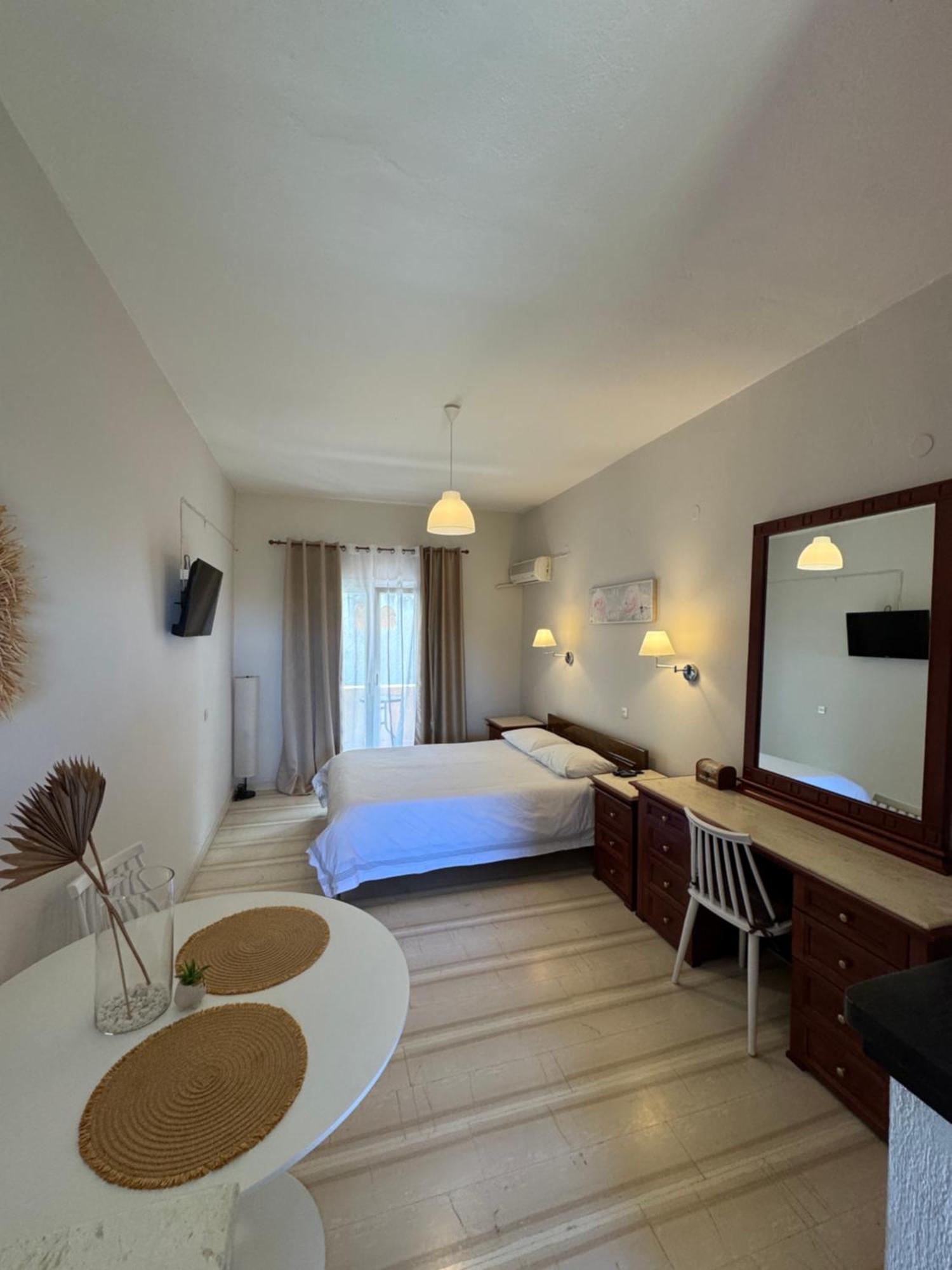 אצ'ארבי Olive Garden Studios & Apartments מראה חיצוני תמונה